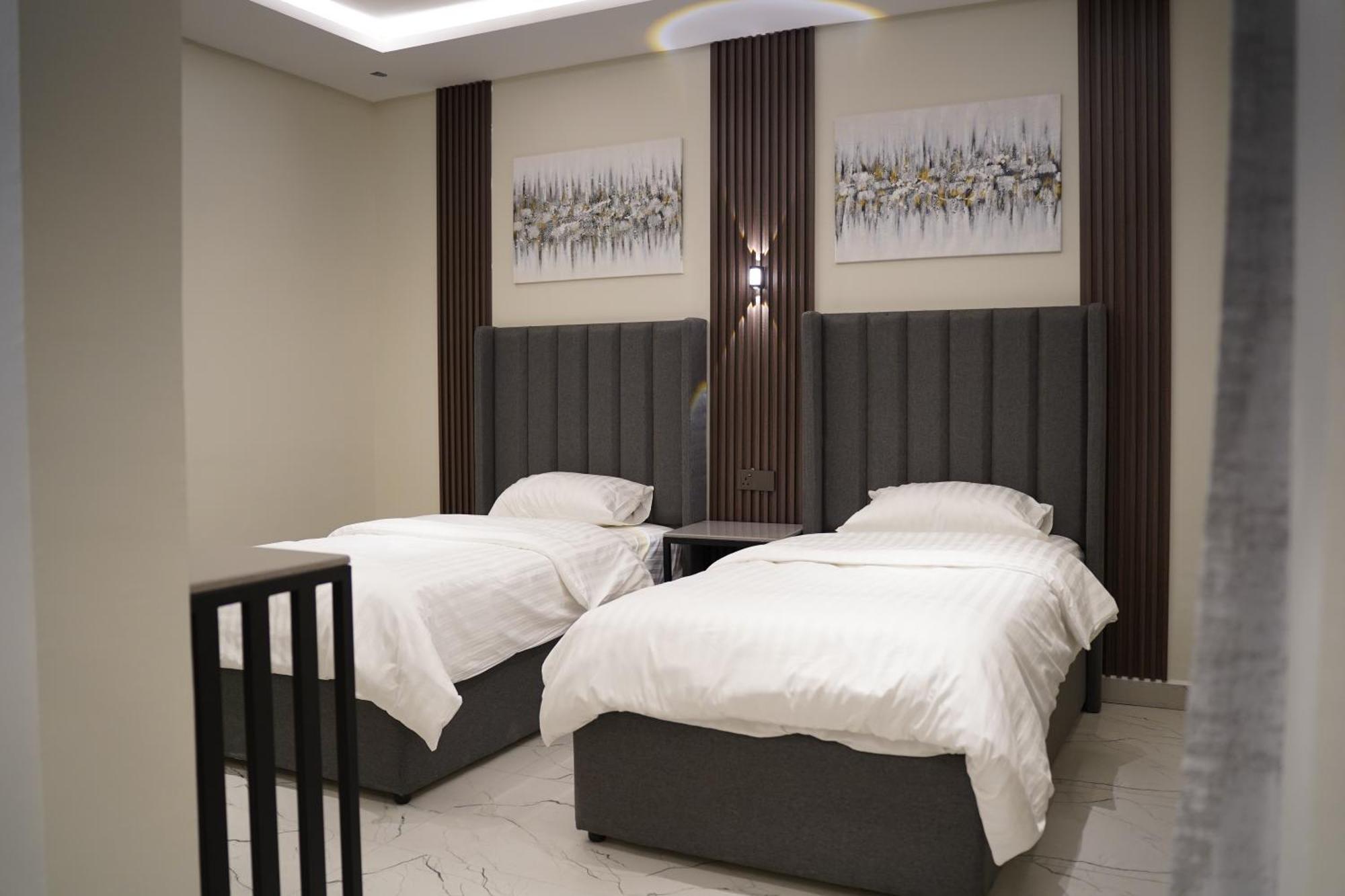 Lavenue Resthouse Apartman Nizva Kültér fotó