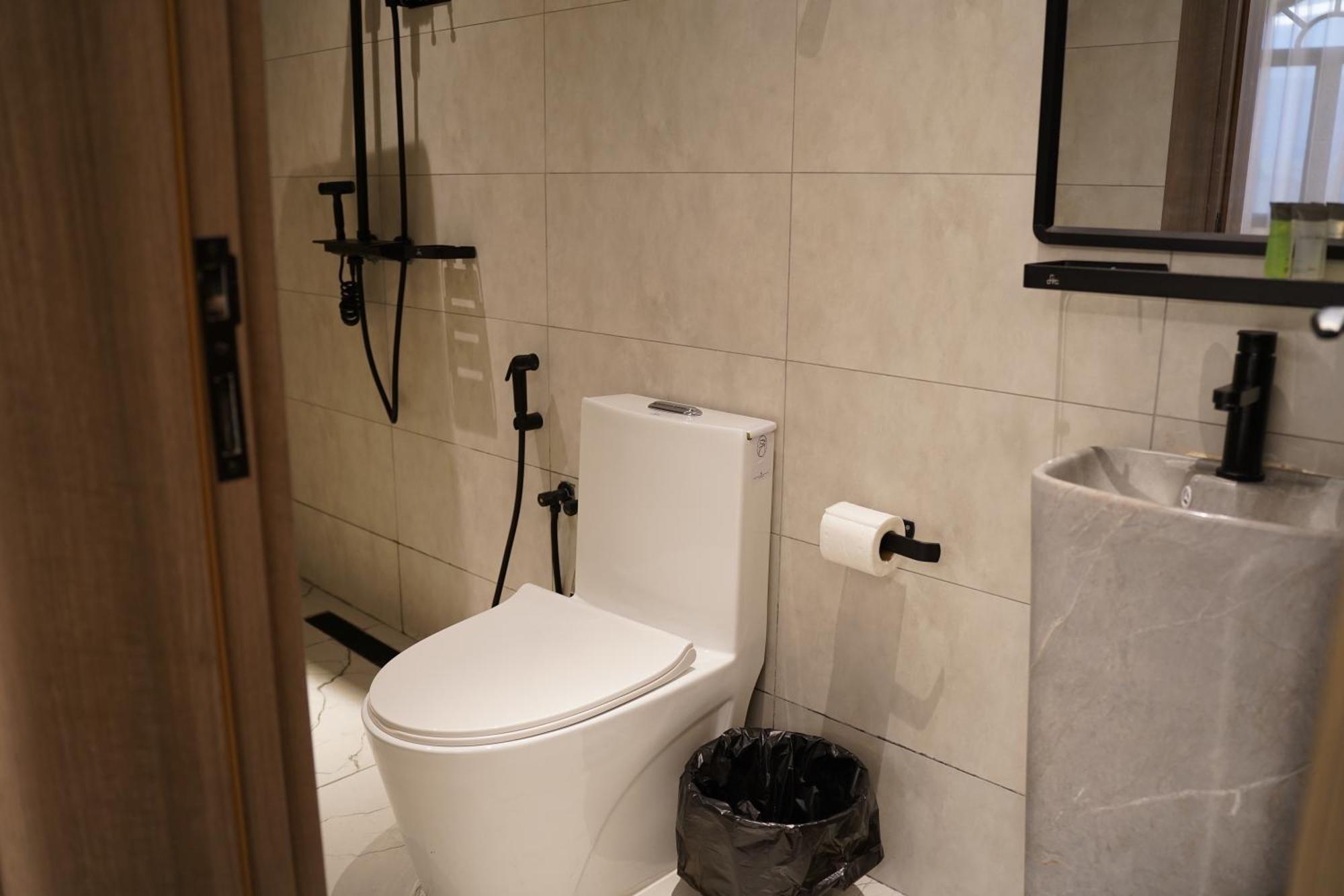 Lavenue Resthouse Apartman Nizva Kültér fotó